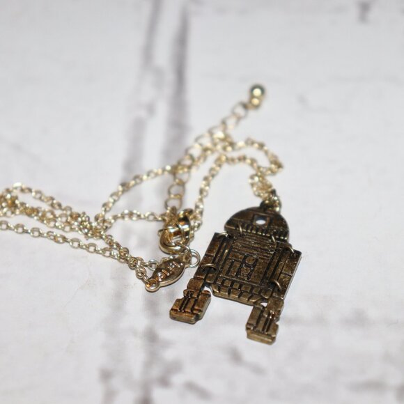 Gold R2-D2 necklace Star Wars 18-20" - Picture 2 of 5